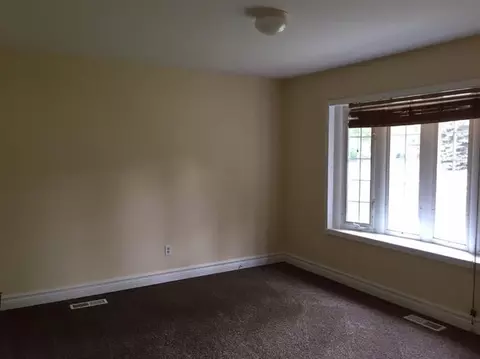 15649 Harrison St, Romulus, MI 48174 photo 2