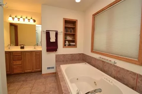 5786 Iosco Mountain Rd, Gregory, MI 48137 photo 25