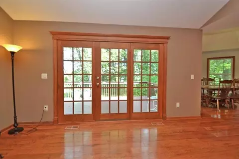 5786 Iosco Mountain Rd, Gregory, MI 48137 photo 3