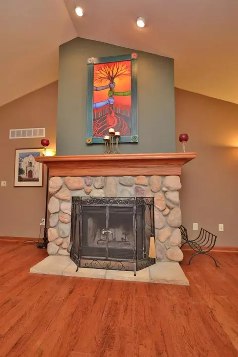 5786 Iosco Mountain Rd, Gregory, MI 48137 photo 6