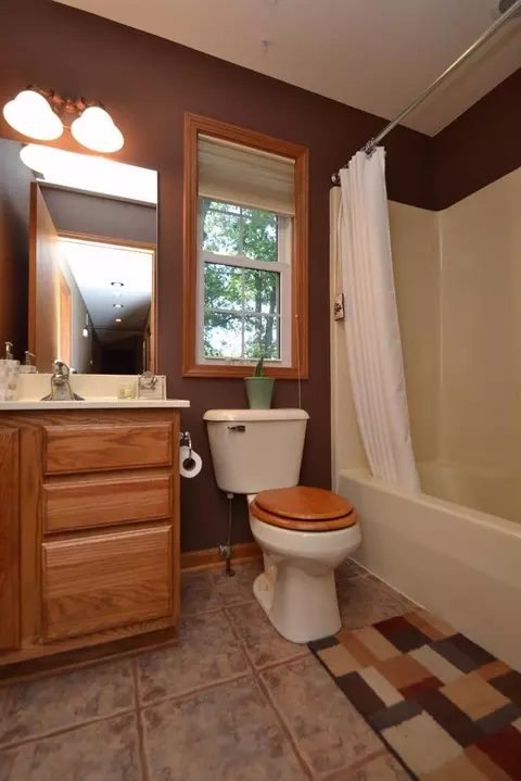 5786 Iosco Mountain Rd, Gregory, MI 48137 photo 31