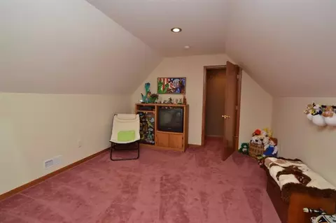 5786 Iosco Mountain Rd, Gregory, MI 48137 photo 34