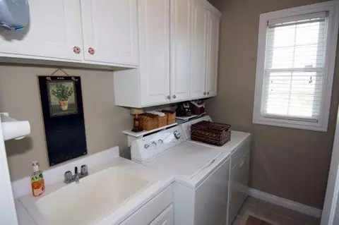 5630 Crest Ct, Dexter, MI 48130 photo 16