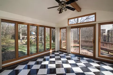 44907 Glengarry Rd, Canton, MI 48188 photo 18