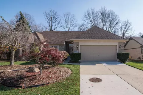 44907 Glengarry Rd, Canton, MI 48188 photo 2
