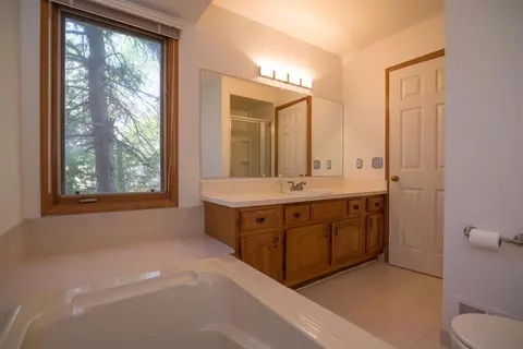 44907 Glengarry Rd, Canton, MI 48188 photo 34