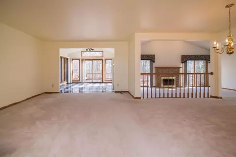 44907 Glengarry Rd, Canton, MI 48188 photo 12