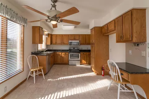 44907 Glengarry Rd, Canton, MI 48188 photo 23