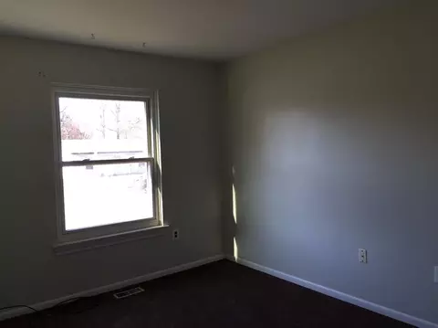 15601 Orchard St, Romulus, MI 48174 photo 6