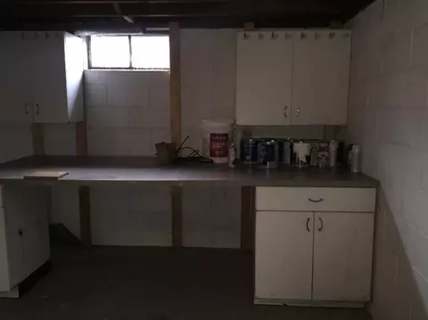 712 Outer Dr, Tecumseh, MI 49286 photo 9
