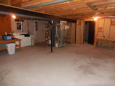 43538 Champlain Ct, Canton, MI 48188 photo 7