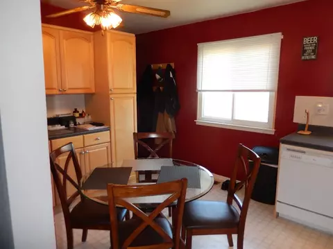 43538 Champlain Ct, Canton, MI 48188 photo 3
