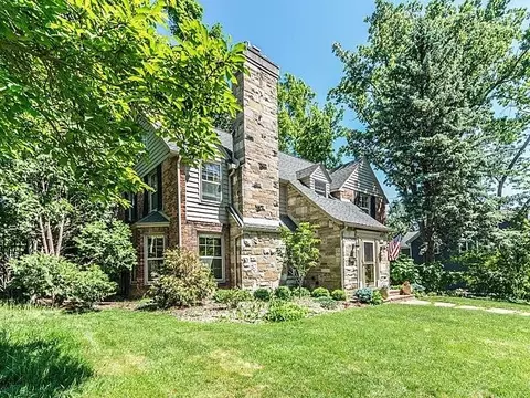 2121 Devonshire, Ann Arbor, MI 48104 photo 2