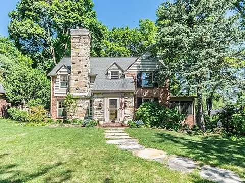 2121 Devonshire, Ann Arbor, MI 48104 photo 1