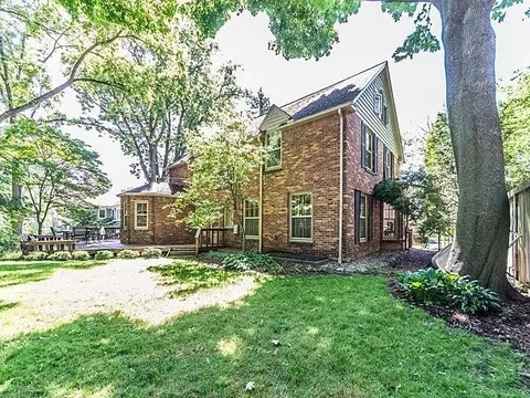 2121 Devonshire, Ann Arbor, MI 48104 photo 3