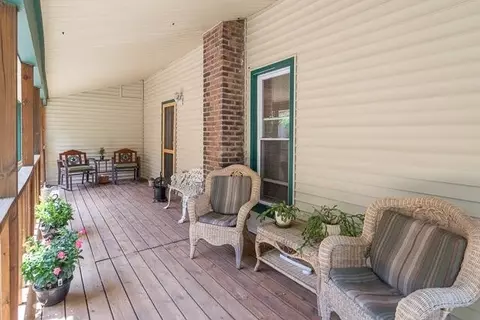 237 First St, Milan, MI 48160 photo 2