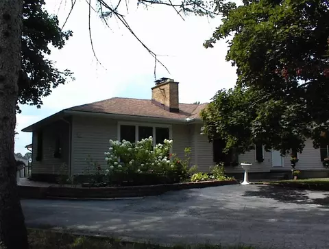 8366 Mckean Rd, Willis, MI 48191 photo 3
