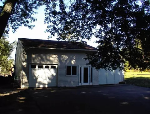 8366 Mckean Rd, Willis, MI 48191 photo 6