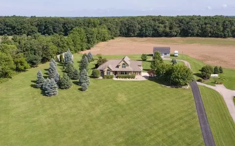 8748 Gross Rd, Dexter, MI 48130 photo 2
