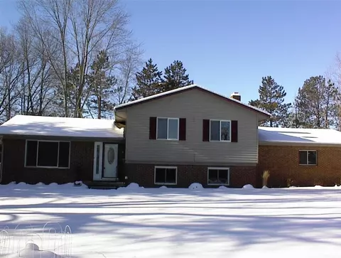 1450 Judd Rd, Saline, MI 48176 photo 2