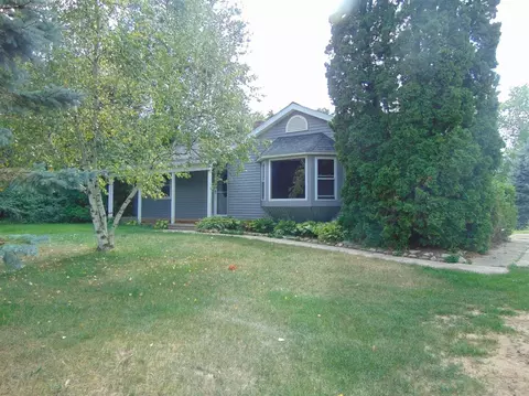6100 Wolf Lake Rd, Jackson, MI 49201 photo 2