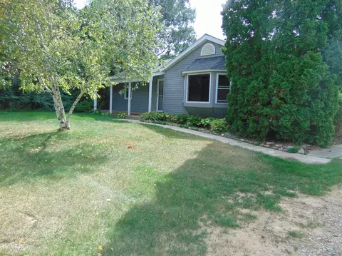 6100 Wolf Lake Rd, Jackson, MI 49201 photo 1