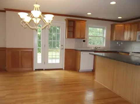 1204 Longview Ln, Saline, MI 48176 photo 5