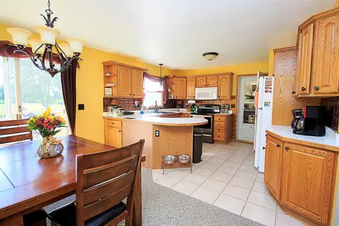 7117 E Michigan Ave, Jackson, MI 49201 photo 6