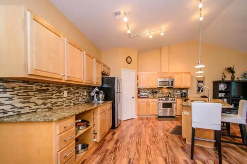 918 Wright Ln, Milan, MI 48160 photo 4