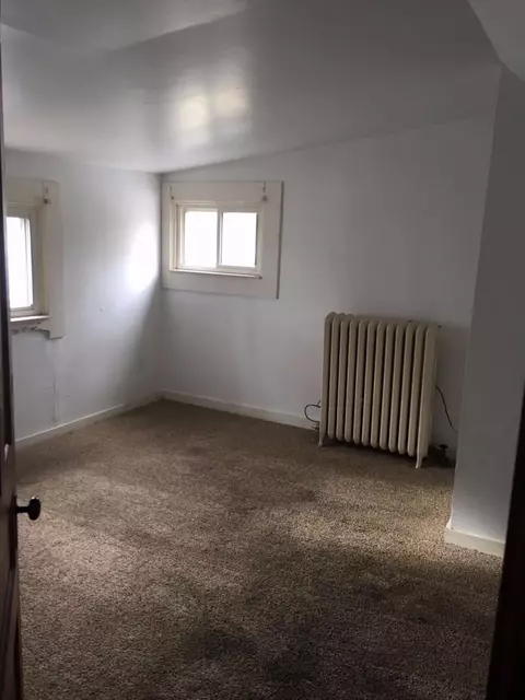 596 S Main St, Adrian, MI 49221 photo 9