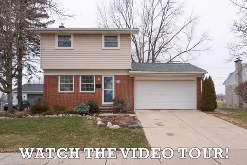 181 Wallace Dr, Saline, MI 48176 photo 1