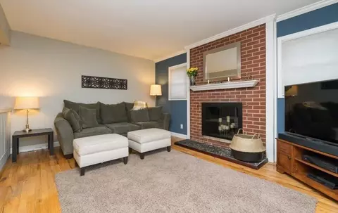 181 Wallace Dr, Saline, MI 48176 photo 8