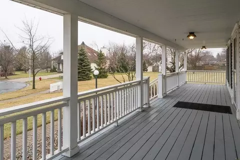 602 Curtis Ct, Tecumseh, MI 49286 photo 2