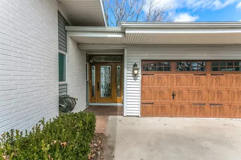 3 Lighthouse Pt, Fenton, MI 48430 photo 4