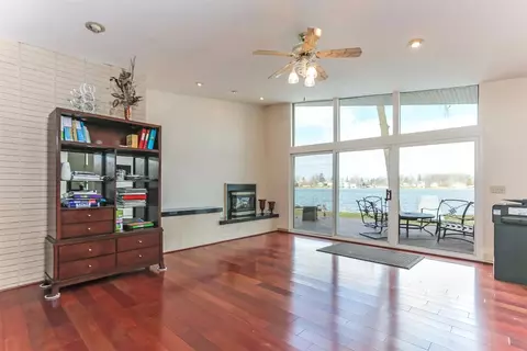 3 Lighthouse Pt, Fenton, MI 48430 photo 7