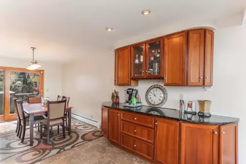 3 Lighthouse Pt, Fenton, MI 48430 photo 9