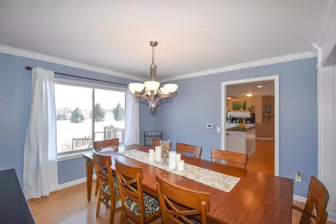 574 Darwin Ct, Saline, MI 48176 photo 8