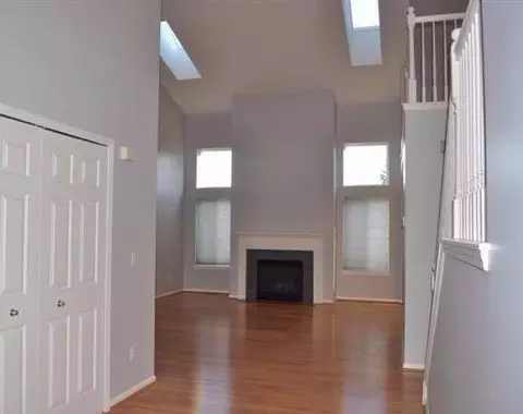 2805 Windside Ct, Ann Arbor, MI 48103 photo 2