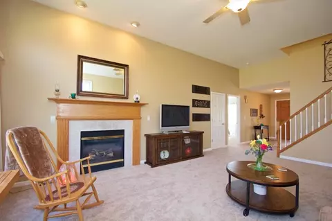 824 Stetson St, Tecumseh, MI 49286 photo 3