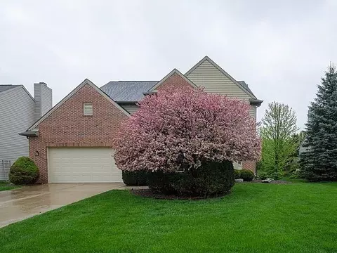 3665 Highlander Way E, Ann Arbor, MI 48108 photo 4