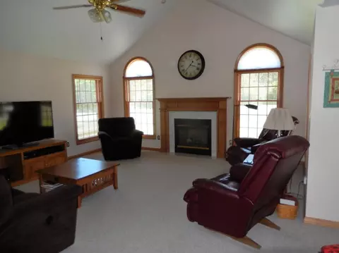 17245 Brewer Rd, Dundee, MI 48131 photo 2