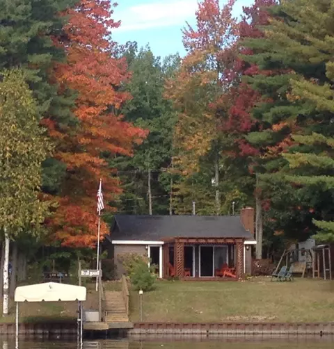 3410 E Pinecrest, Gladwin, MI 48624 photo 2