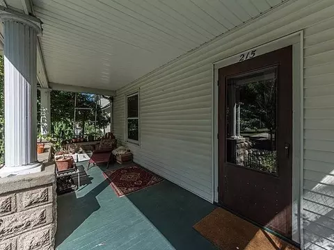 215 E Henry St, Saline, MI 48176 photo 3