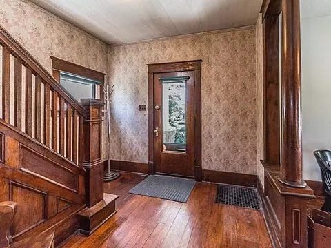 215 E Henry St, Saline, MI 48176 photo 5