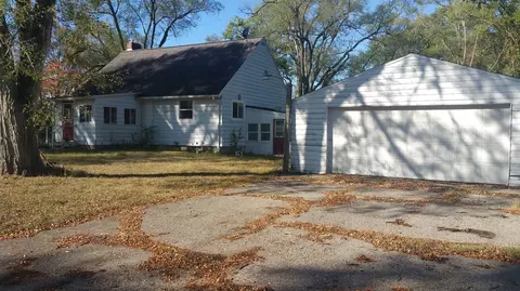 1132 Napoleon Rd, Jackson, MI 49201 photo 1