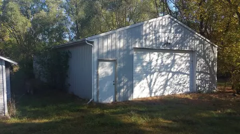 1132 Napoleon Rd, Jackson, MI 49201 photo 4