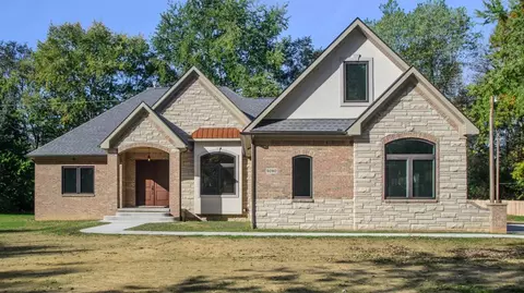 9280 Moon Rd, Saline, MI 48176 photo 1