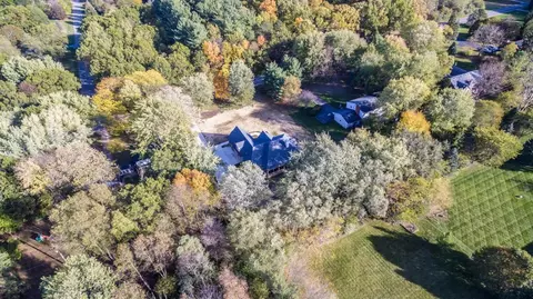 9280 Moon Rd, Saline, MI 48176 photo 8