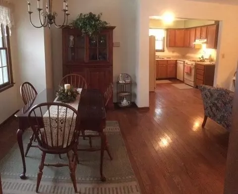 2000 Grasmere Ln, Wixom, MI 48393 photo 7