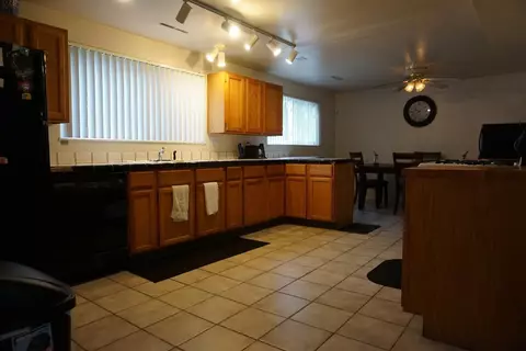 417 Donnalee, Monroe, MI 48162 photo 7
